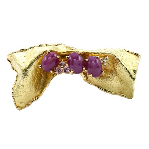 18 Karat Gold, Ruby, Diamond & Sapphire Brooch