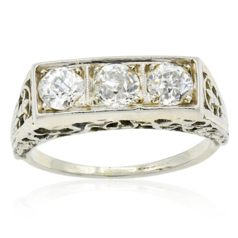 18K White Gold & Diamond Ring